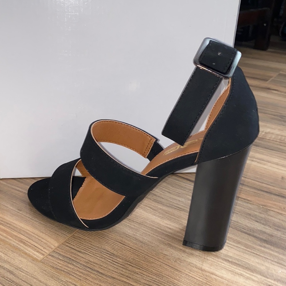 Chunky black heels